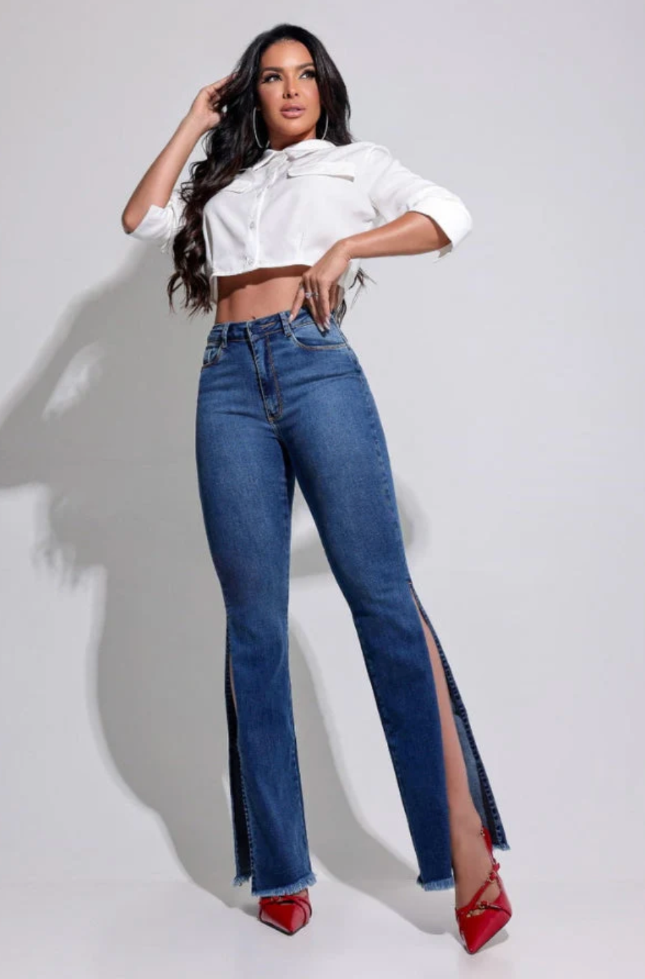 Calça Jeans Modeladora Flare Mega Bumbum
