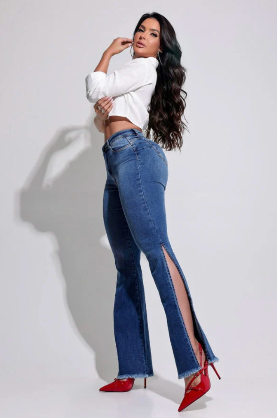 Calça Jeans Modeladora Flare Mega Bumbum